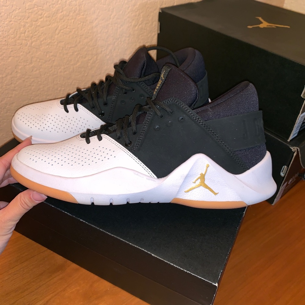 JORDAN FLIGHT FRESH GG 6 1/2Y // 8-8 1/2 Women’s